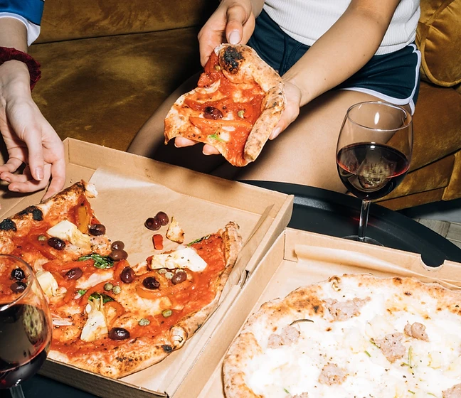 Mesa do rodÃ­zio da Pizza Paizzani